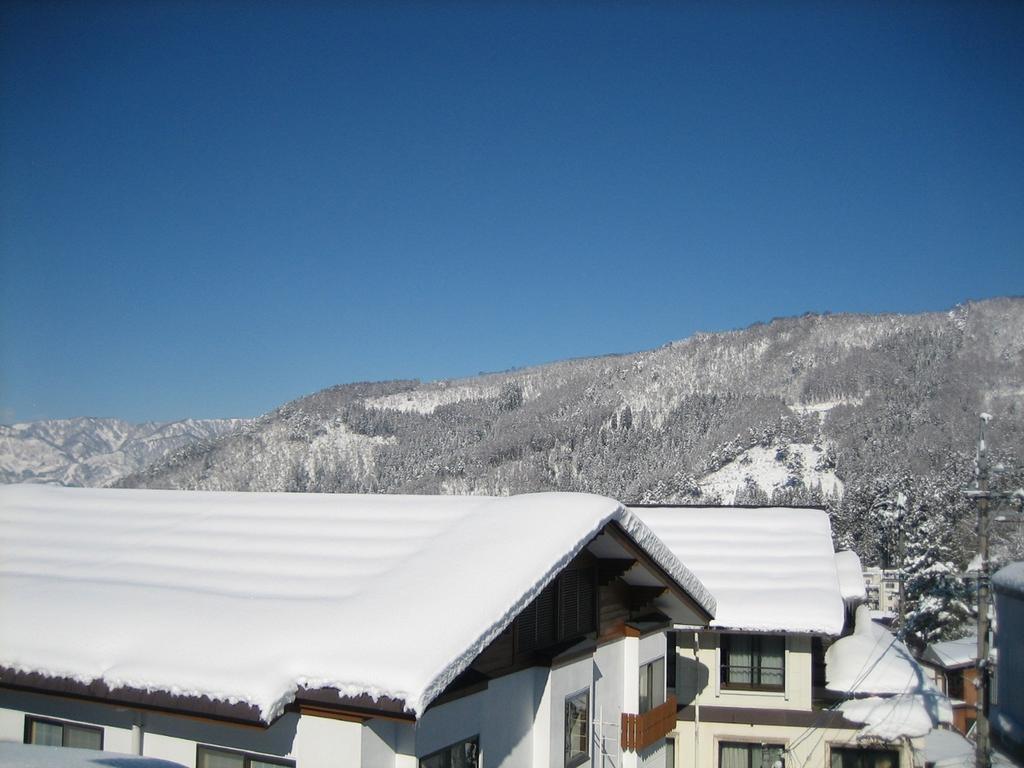 Lodge Nakajima Nozawaonsen Buitenkant foto