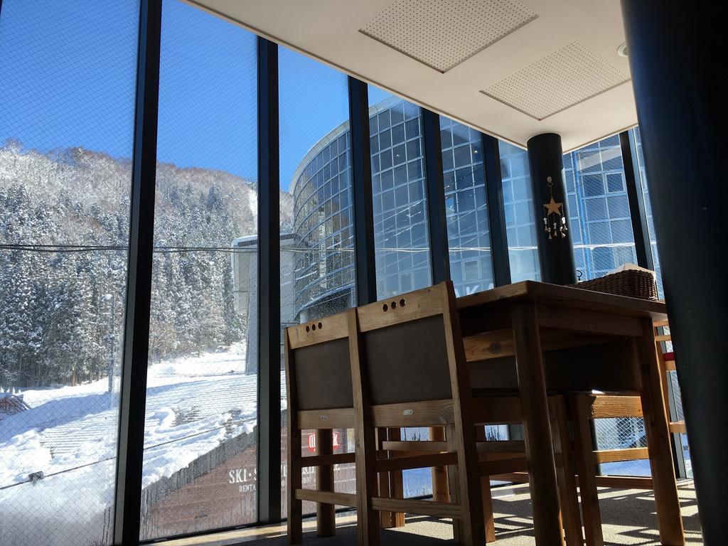 Lodge Nakajima Nozawaonsen Buitenkant foto