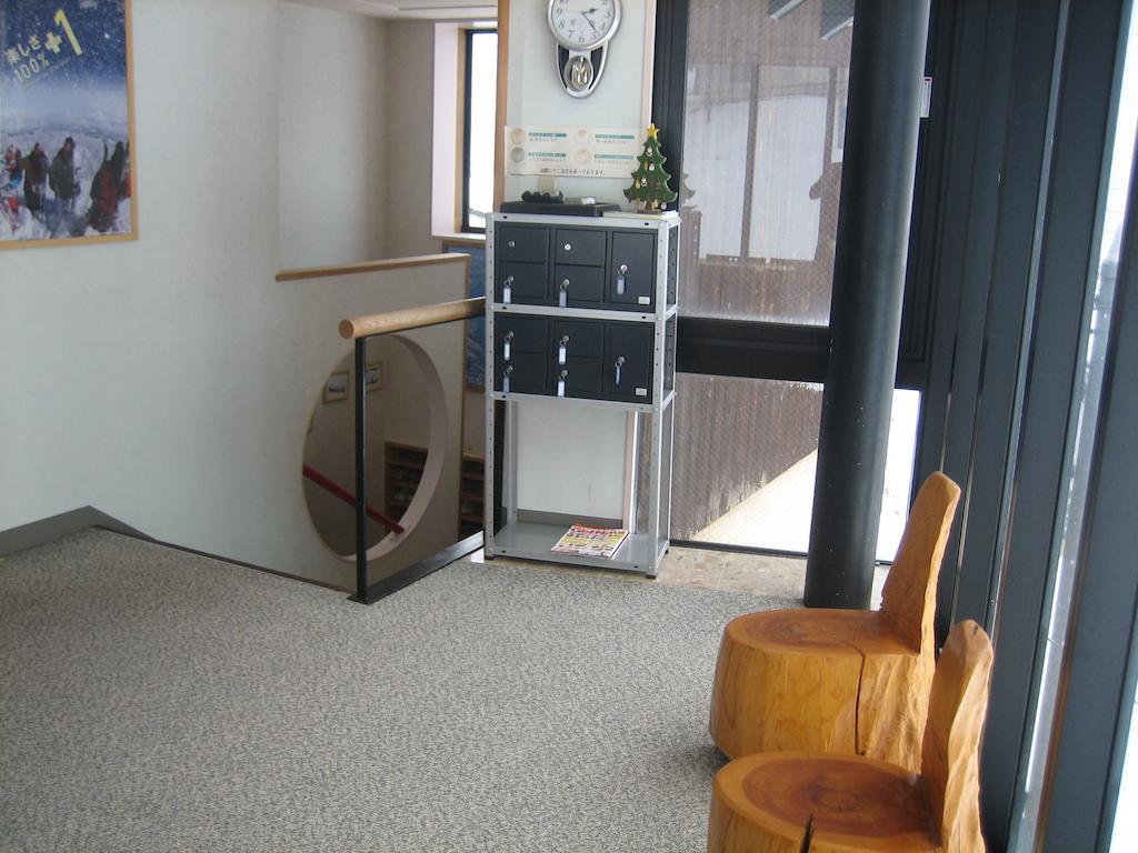 Lodge Nakajima Nozawaonsen Buitenkant foto