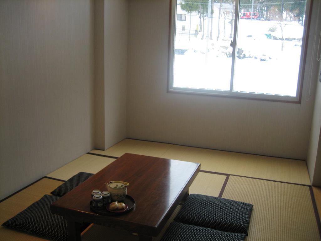 Lodge Nakajima Nozawaonsen Buitenkant foto