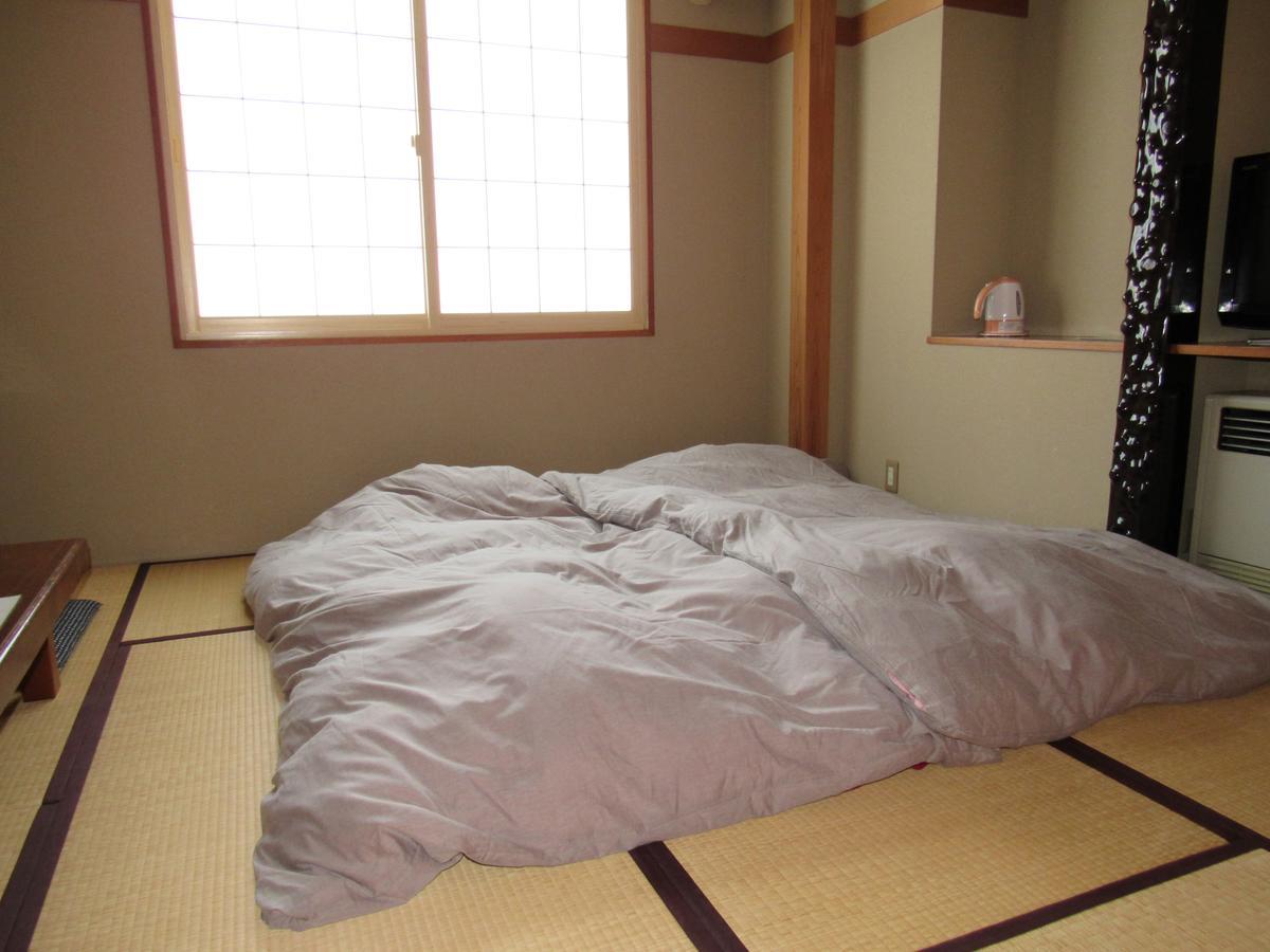 Lodge Nakajima Nozawaonsen Buitenkant foto