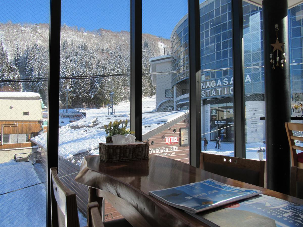 Lodge Nakajima Nozawaonsen Buitenkant foto
